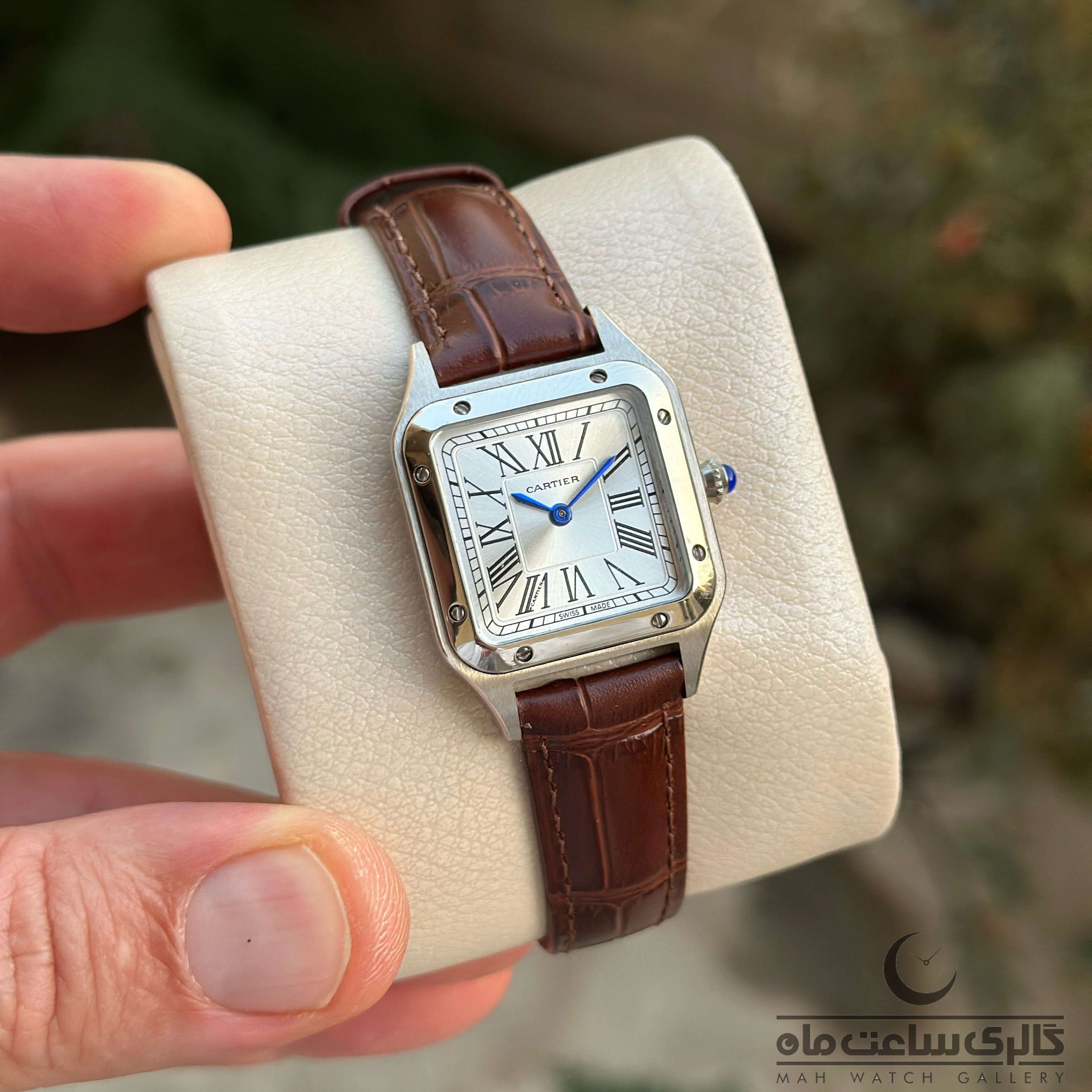 ساعت کارتیه دامنت زنانه قاب سیلور چرم قهوه ای ۲۸mm