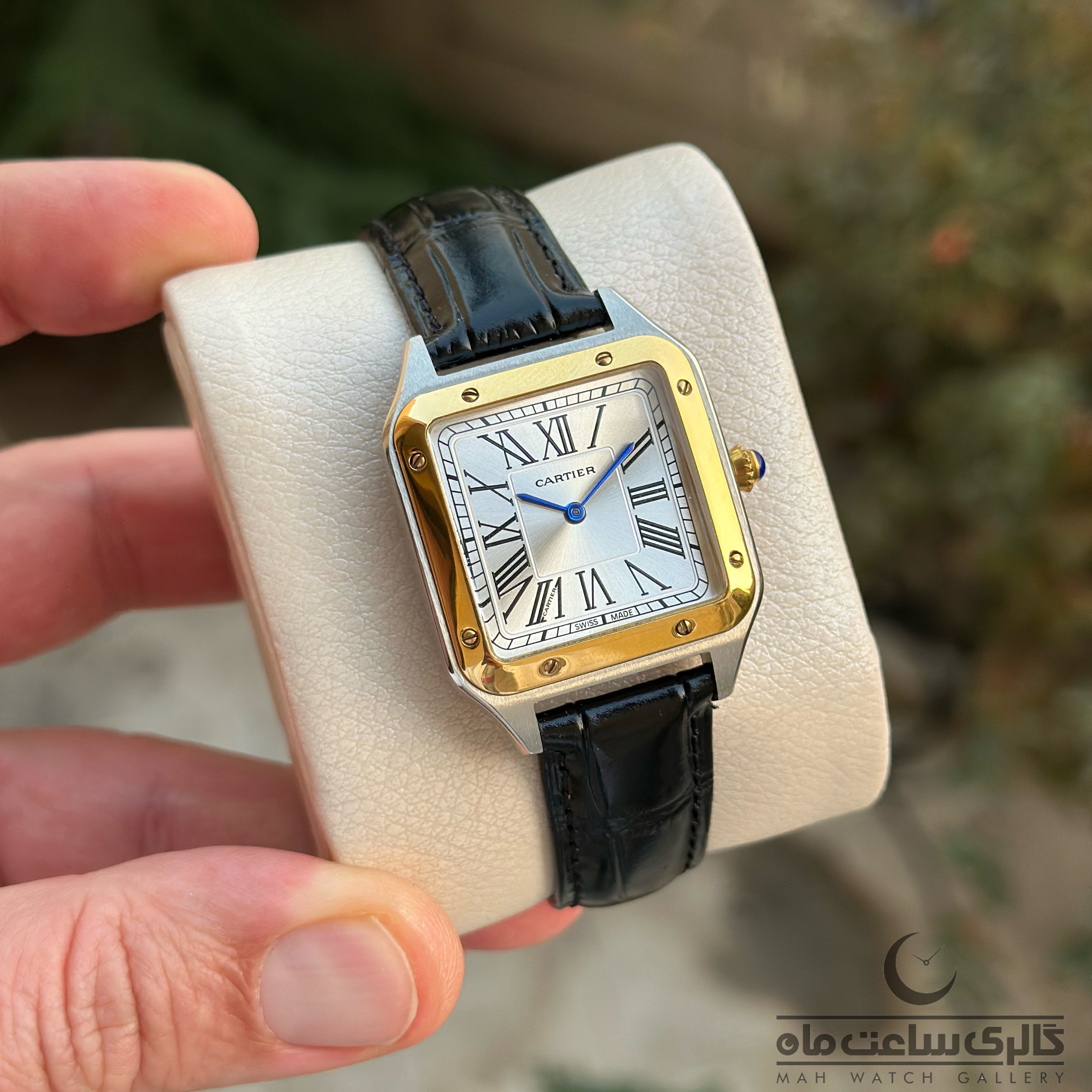 ساعت کارتیه دامنت زنانه قاب دورنگ طلایی چرم مشکی 32mm